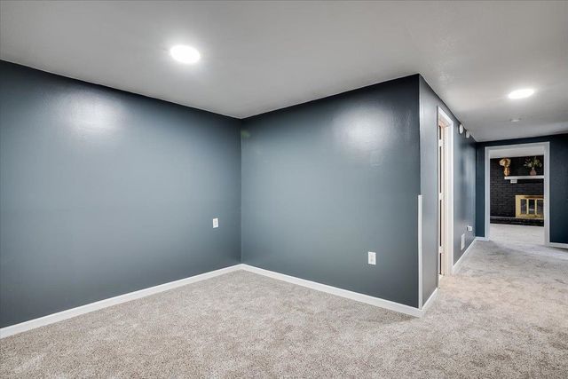 2844 S Chase Ave, Wichita, KS 67217