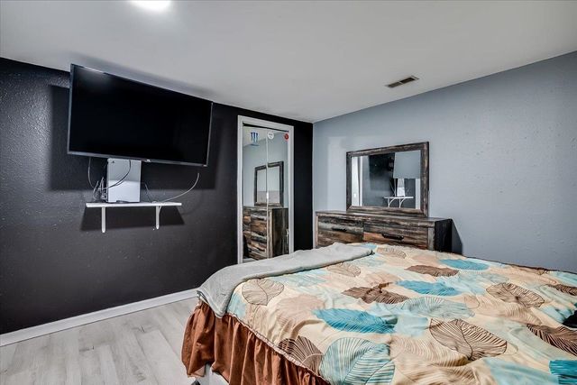 2844 S Chase Ave, Wichita, KS 67217