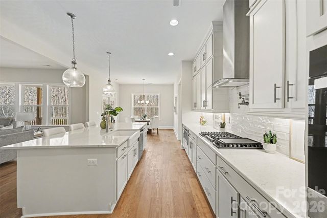 106 Windbluff Court, Statesville, NC 28677