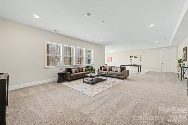 106 Windbluff Court, Statesville, NC 28677