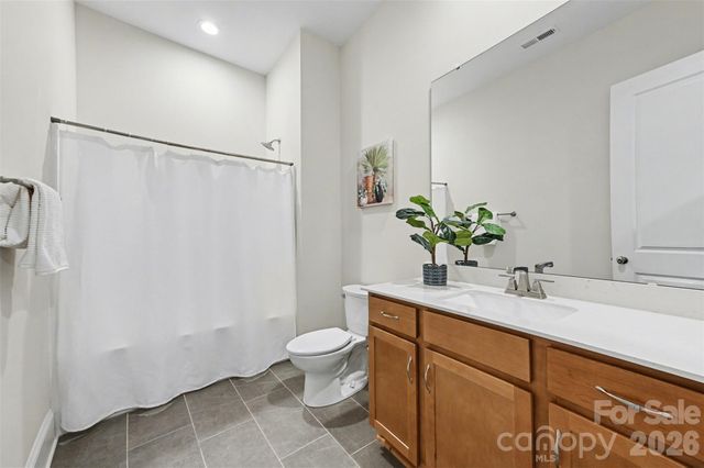 106 Windbluff Court, Statesville, NC 28677