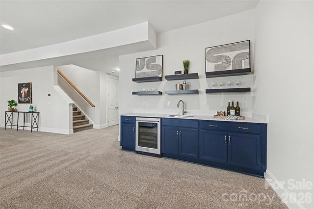 106 Windbluff Court, Statesville, NC 28677
