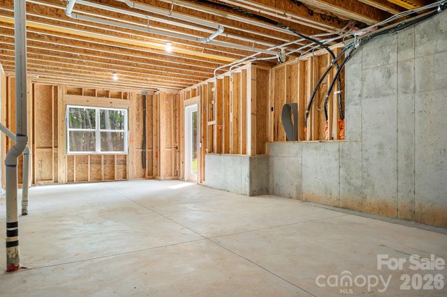 106 Windbluff Court, Statesville, NC 28677