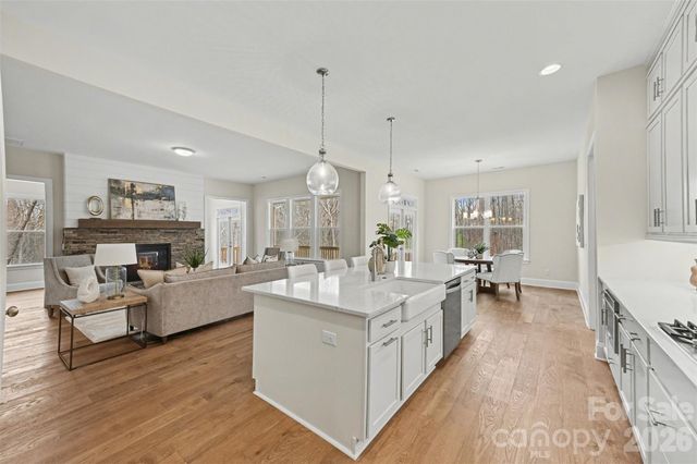 106 Windbluff Court, Statesville, NC 28677