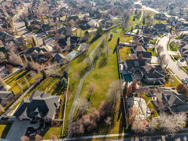 186 N MOUNTAIN VISTAS RD, Kaysville, UT 84037