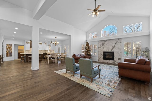 186 N MOUNTAIN VISTAS RD, Kaysville, UT 84037