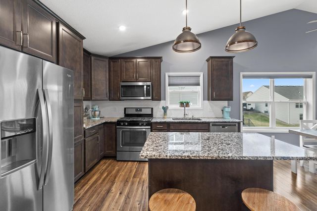 10001 190th Avenue NW, Elk River, MN 55330