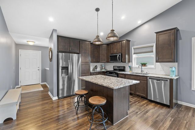 10001 190th Avenue NW, Elk River, MN 55330