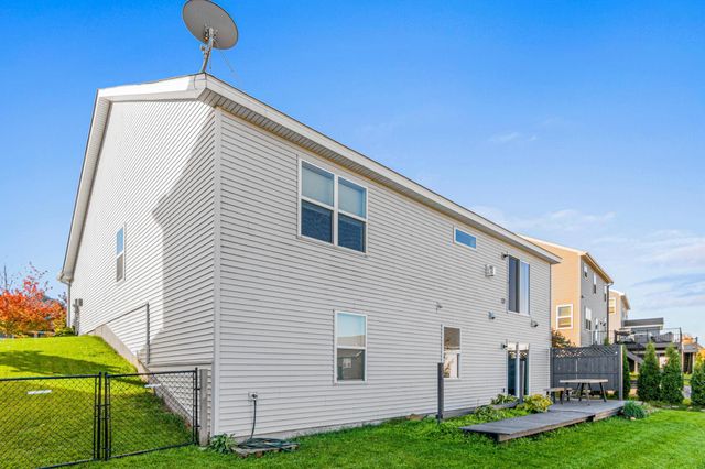 10001 190th Avenue NW, Elk River, MN 55330