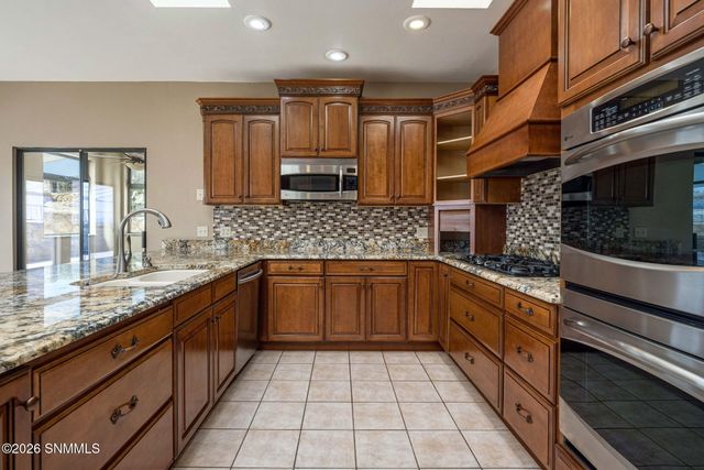 6887 Via Emma, Las Cruces, NM 88007