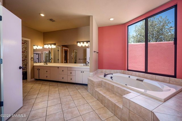 6887 Via Emma, Las Cruces, NM 88007