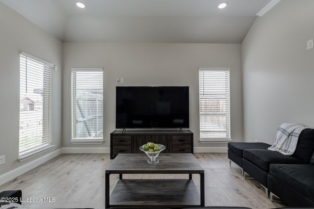 1206 N Essex Avenue, Lubbock, TX 79416