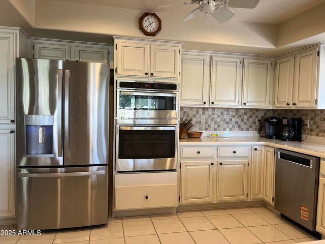 10929 E SPRING CREEK Road, Sun Lakes, AZ 85248