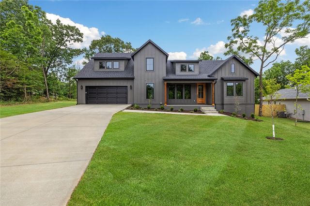 5 McGinnis Lane, Bella Vista, AR 72715