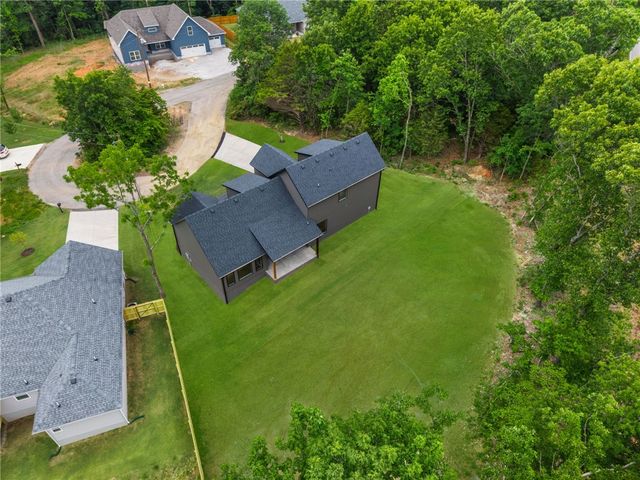 5 McGinnis Lane, Bella Vista, AR 72715