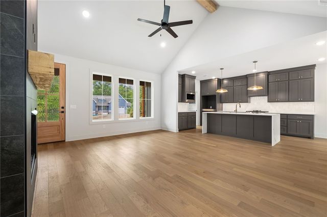 5 McGinnis Lane, Bella Vista, AR 72715