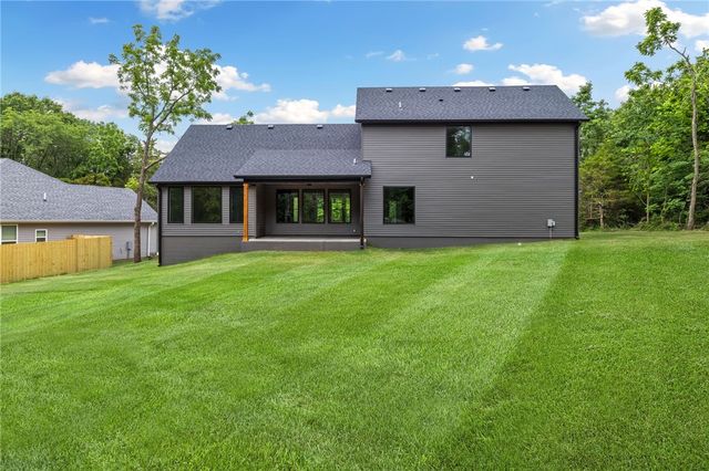 5 McGinnis Lane, Bella Vista, AR 72715
