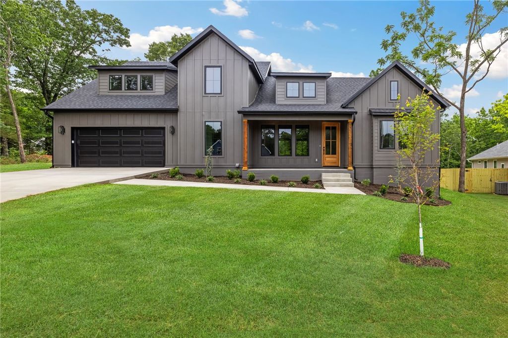 5 McGinnis Lane, Bella Vista, AR 72715
