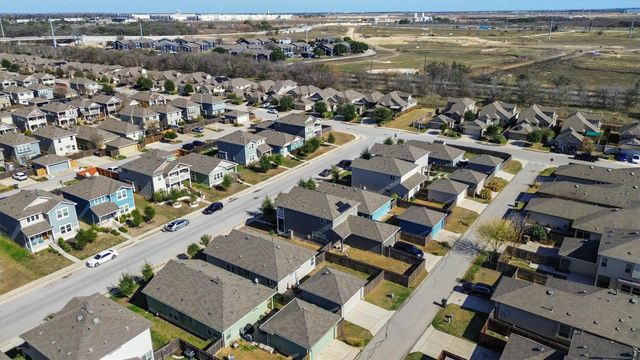 203 Mossycup DR, San Marcos, TX 78666