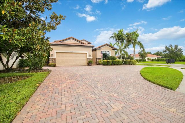 10619 GLENCORSE TERRACE, Bradenton, FL 34211