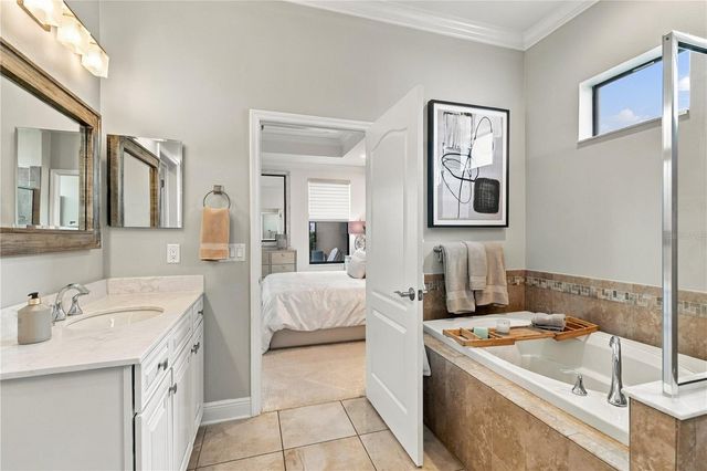 10619 GLENCORSE TERRACE, Bradenton, FL 34211