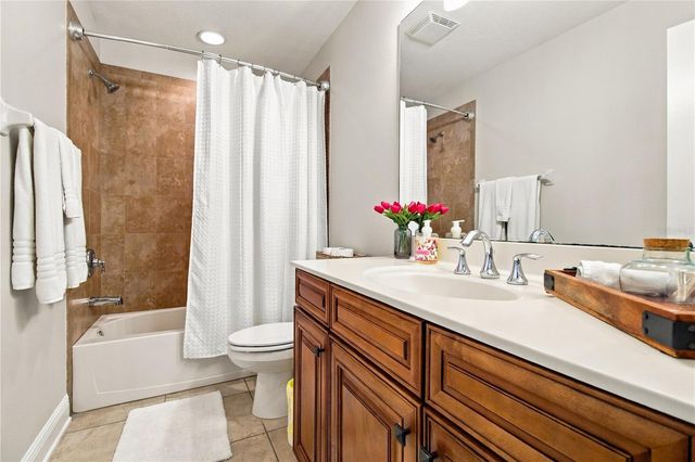 10619 GLENCORSE TERRACE, Bradenton, FL 34211