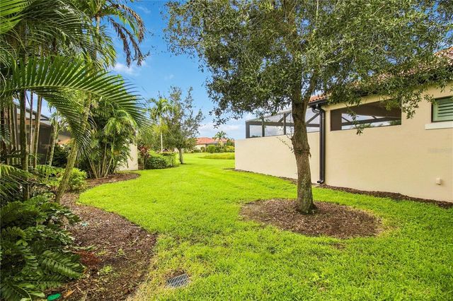 10619 GLENCORSE TERRACE, Bradenton, FL 34211