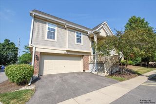 2647 N Greenwood Avenue, Arlington Heights, IL 60004