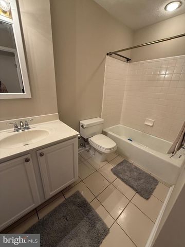 23240 CHESTNUT OAK COURT # 1D, California, MD 20619