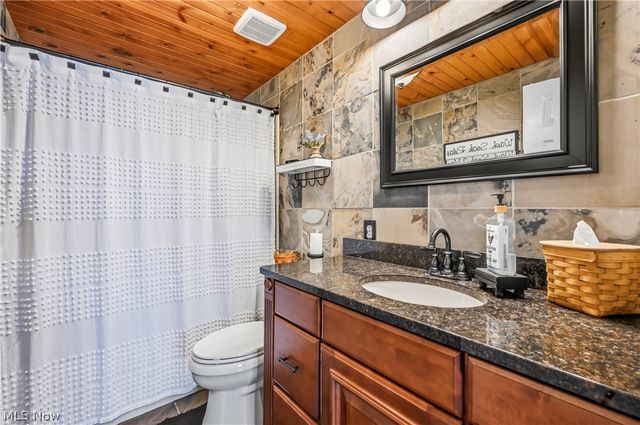 42275 State Route 39, Wellsville, OH 43968