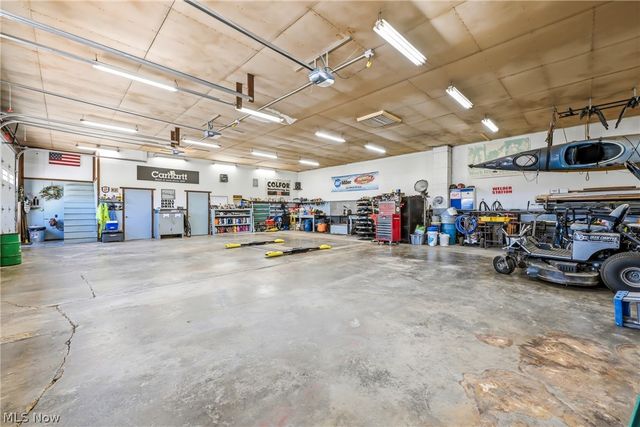 42275 State Route 39, Wellsville, OH 43968