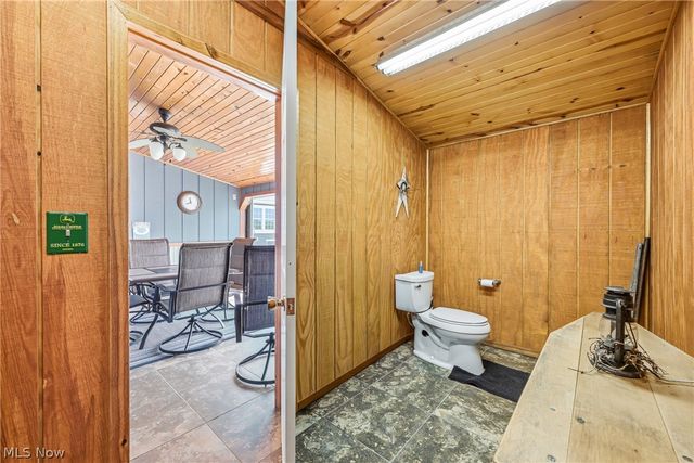 42275 State Route 39, Wellsville, OH 43968