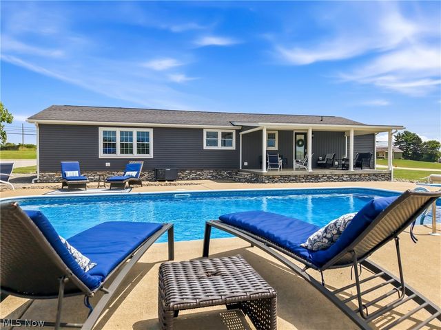 42275 State Route 39, Wellsville, OH 43968