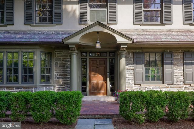 1933 LITITZ PIKE, Lancaster, PA 17601
