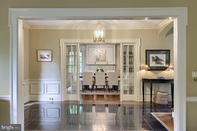 1933 LITITZ PIKE, Lancaster, PA 17601