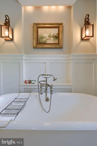 1933 LITITZ PIKE, Lancaster, PA 17601