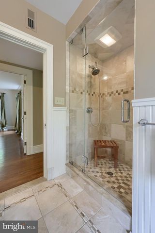 1933 LITITZ PIKE, Lancaster, PA 17601