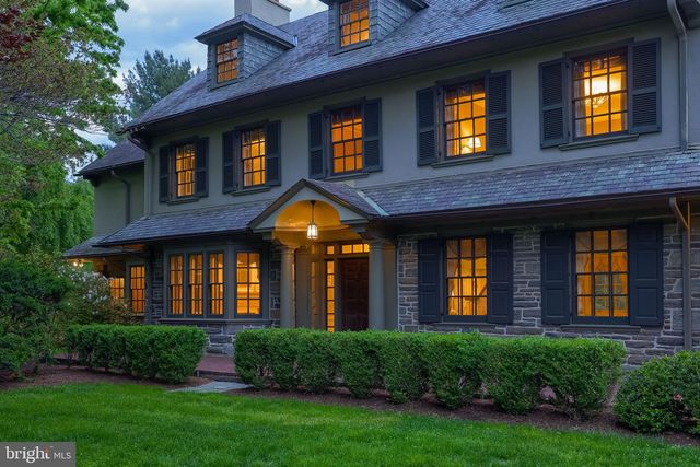 1933 LITITZ PIKE, Lancaster, PA 17601