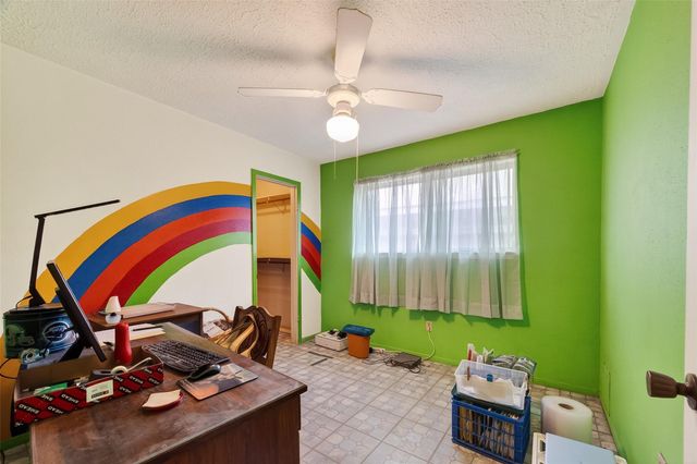 302 Windward Drive, League City, TX 77573