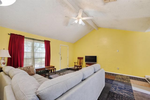 302 Windward Drive, League City, TX 77573