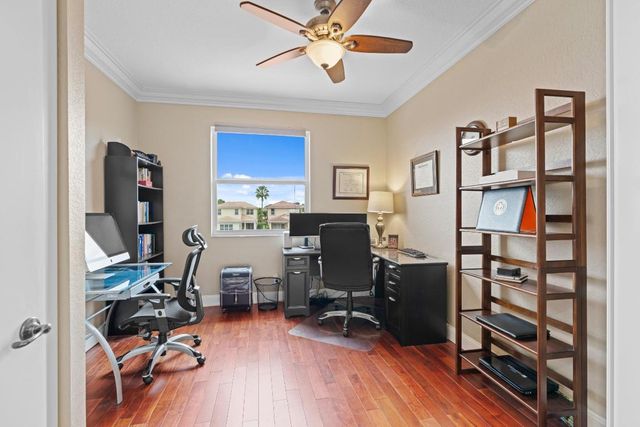 117 Via Condado Way, Palm Beach Gardens, FL 33418