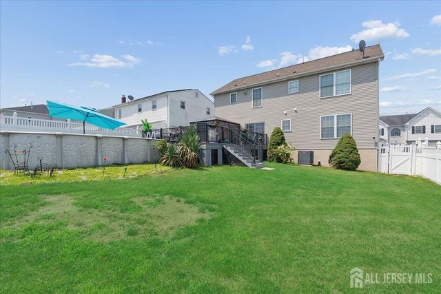 130 Clauss Street, Carteret, NJ 07008