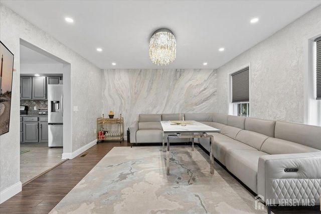 130 Clauss Street, Carteret, NJ 07008