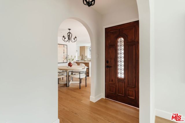 3936 Olmsted Avenue, Los Angeles, CA 90008