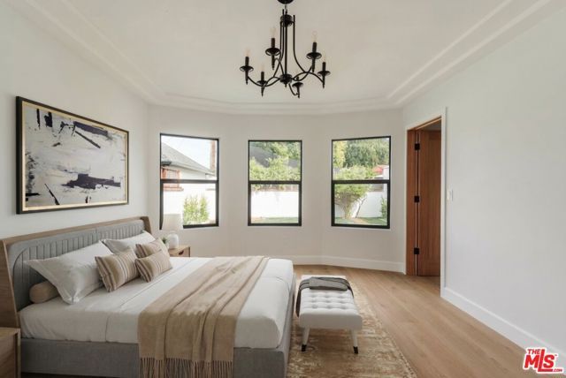 3936 Olmsted Avenue, Los Angeles, CA 90008