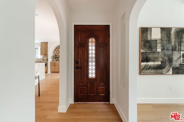 3936 Olmsted Avenue, Los Angeles, CA 90008