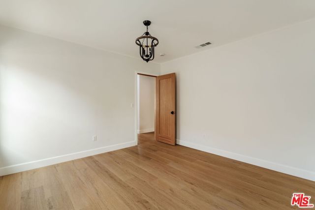 3936 Olmsted Avenue, Los Angeles, CA 90008