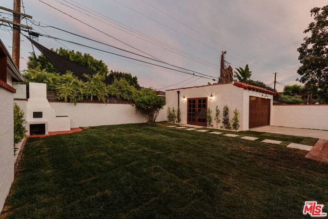 3936 Olmsted Avenue, Los Angeles, CA 90008