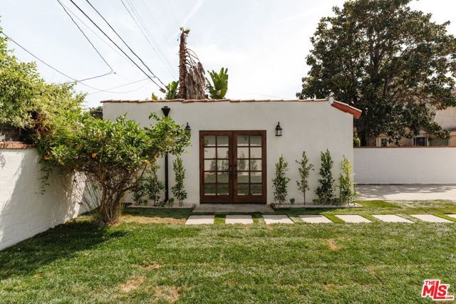 3936 Olmsted Avenue, Los Angeles, CA 90008