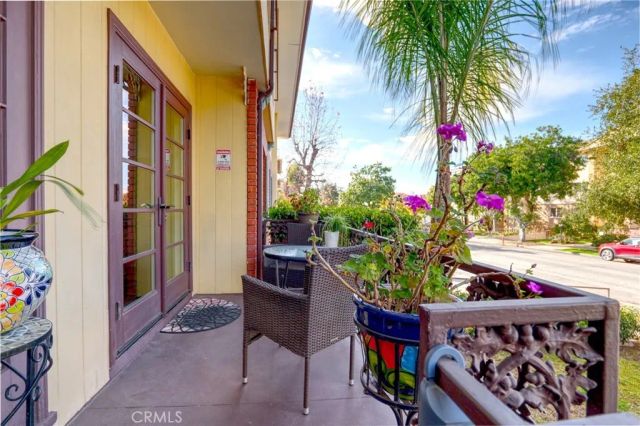 312 N Louise 108, Glendale, CA 91206